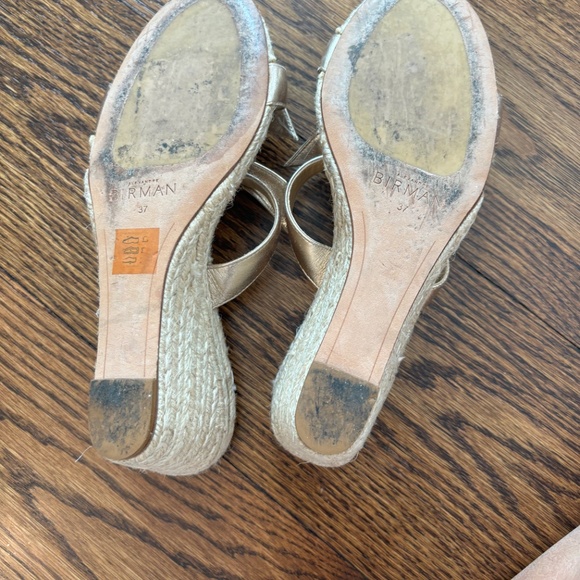 Alexandre Birman Gold Espadrille Shoes with Woven Detail - Picture 2 of 5